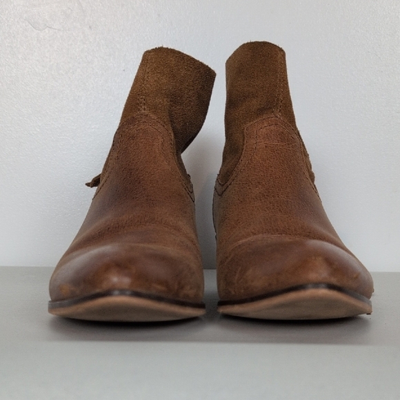 Frye and Co. Rubie Ankle Bootie - Picture 8 of 13